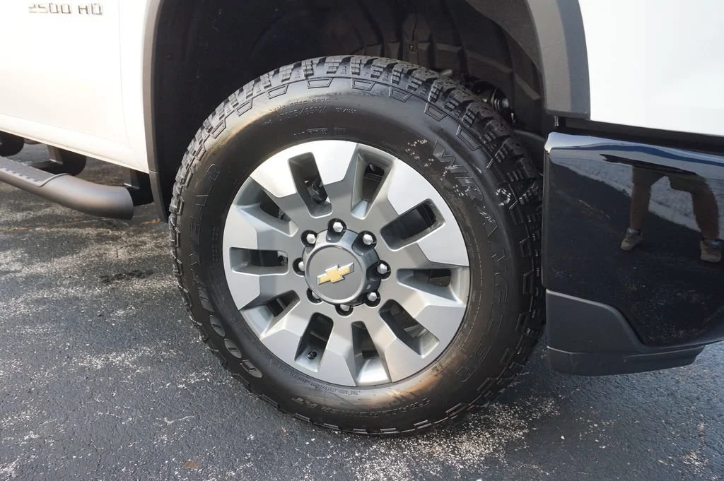 2026 Chevrolet Silverado 2500 HD Custom - Photo 25