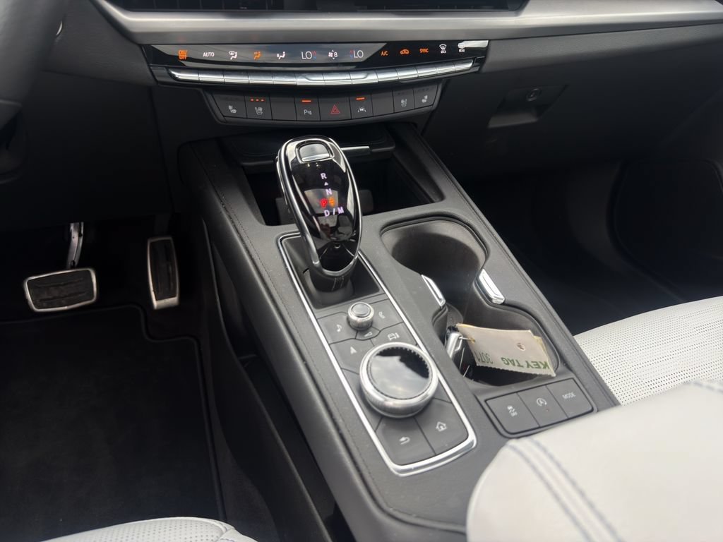 2025 Cadillac XT4 Sport - Photo 15
