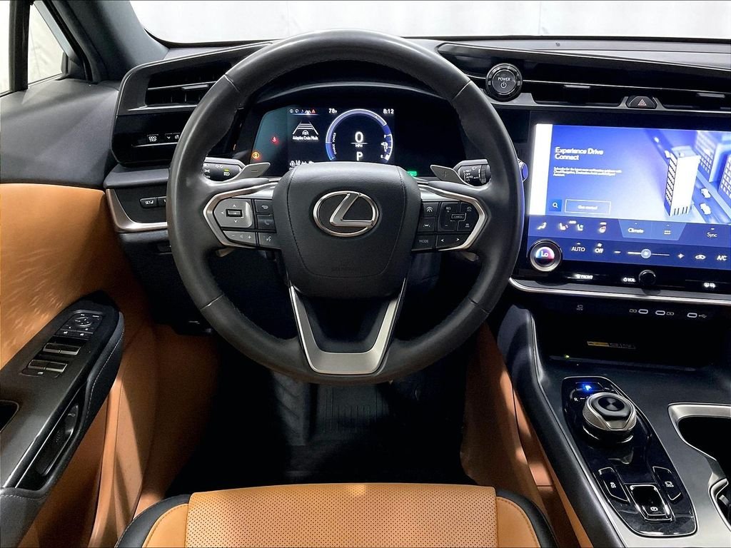 Used 2024 Iridium Lexus 450e Premium image 17
