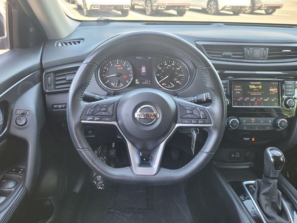 Used 2018 Black Nissan S image 17