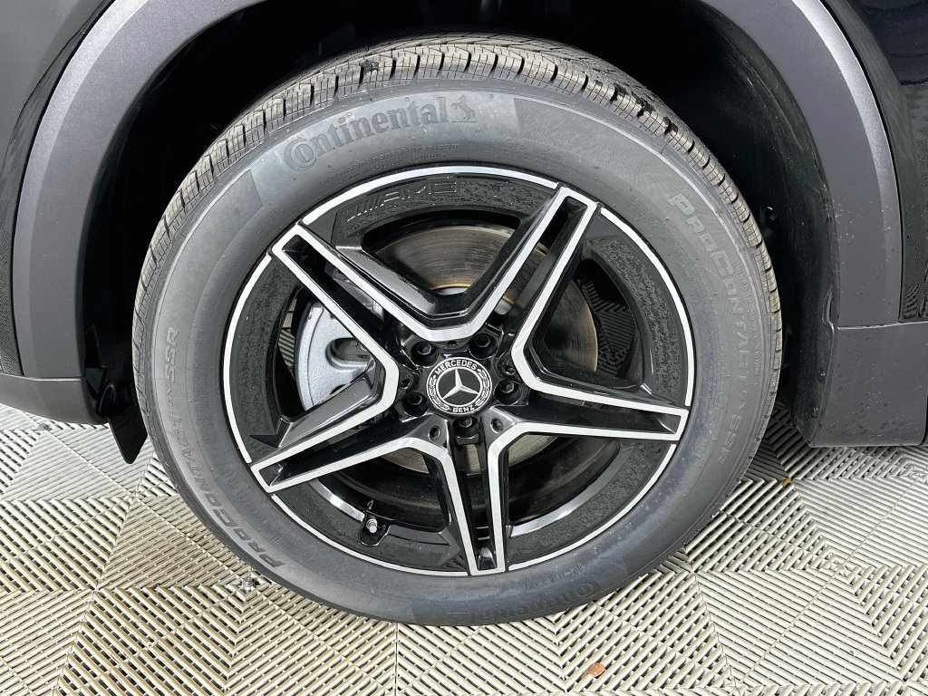 New 2026 Night Black Mercedes-Benz GLB 250 image 61