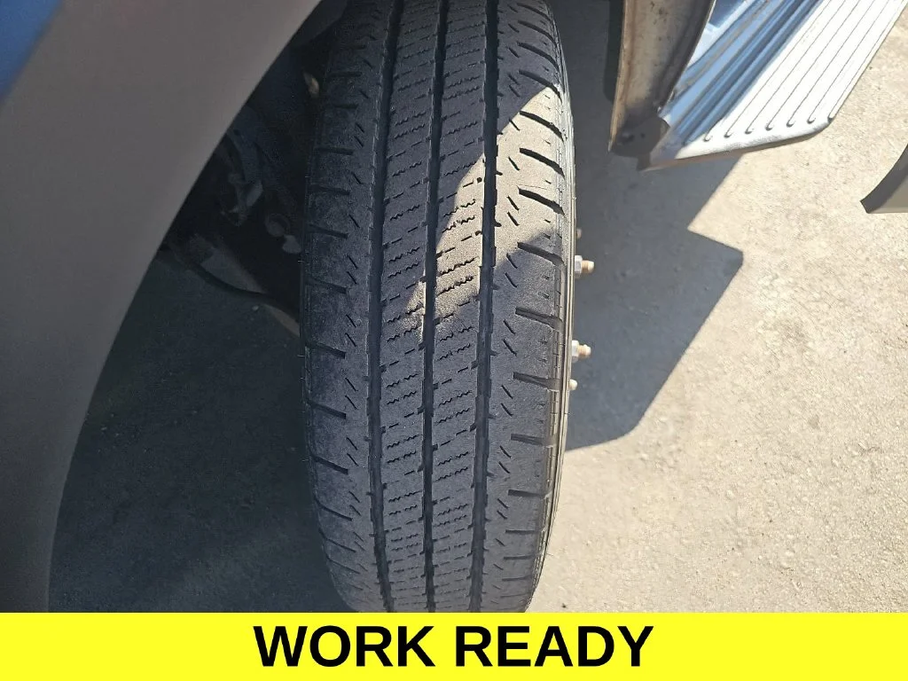 Used 2018 White Ford Base image 33