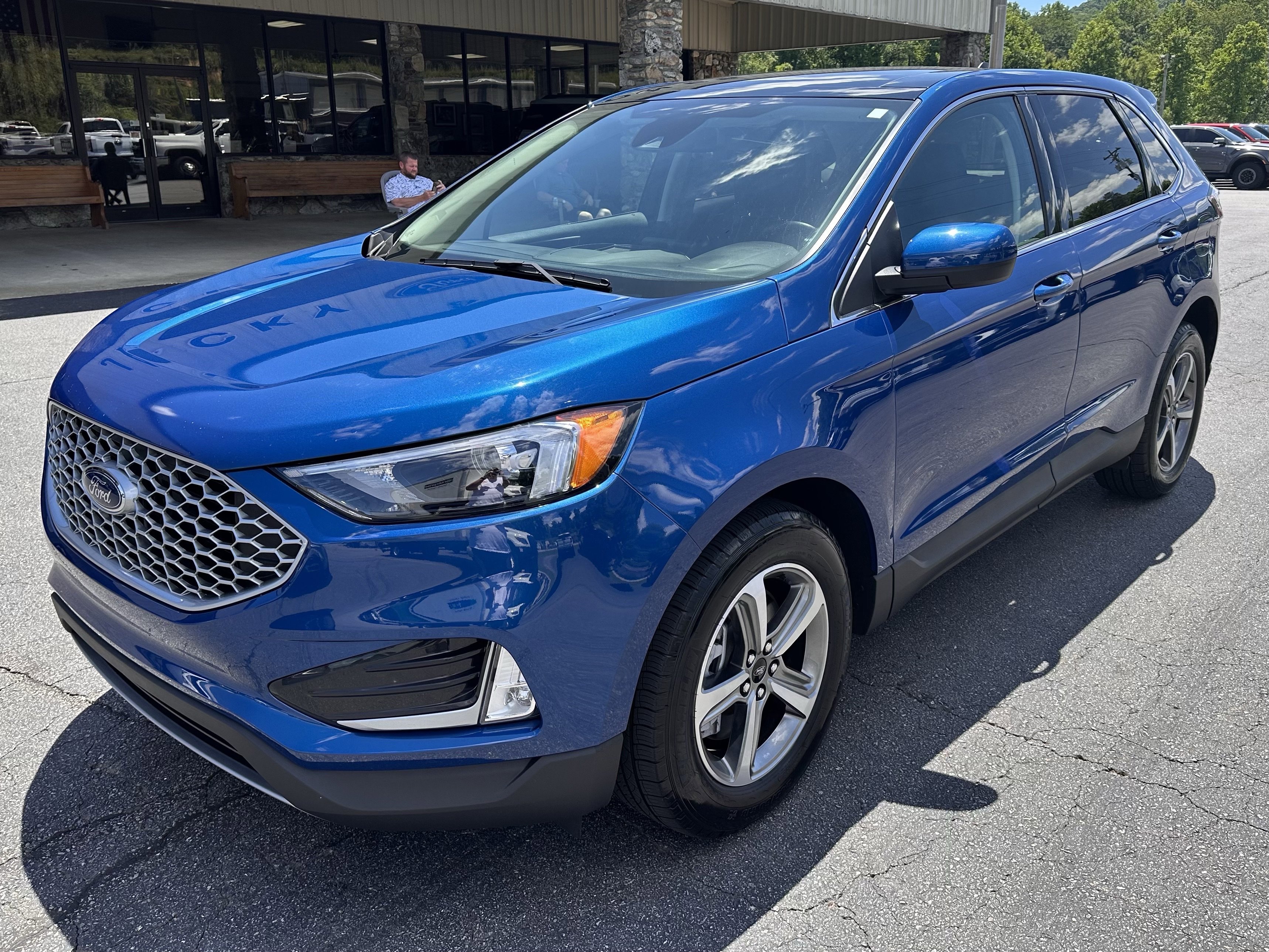 Certified Used 2024 Atlas Blue Metallic Ford SEL image 2
