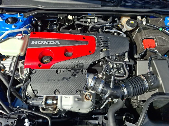 Used 2025 Boost Blue Pearl Honda  image 28