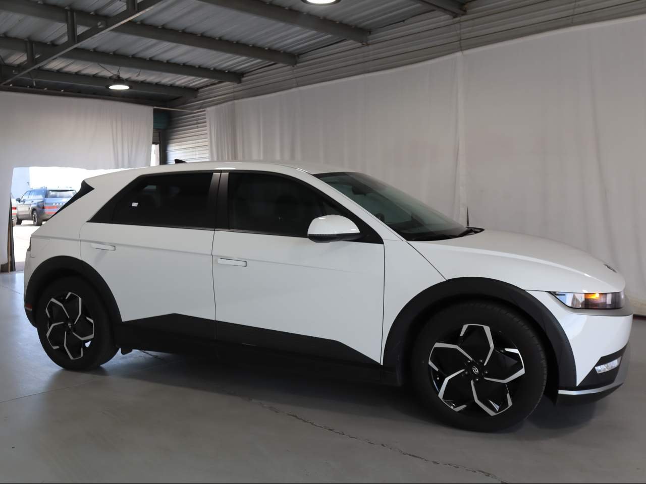 Used 2024 Atlas White Hyundai SE image 7