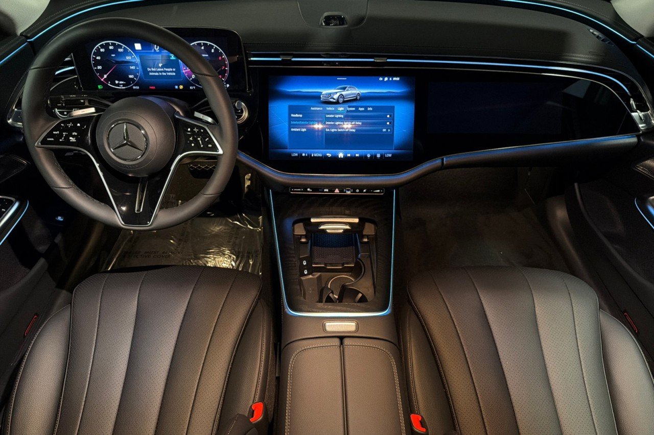 New 2027 MANUFAKTUR Alpine Grey Mercedes-Benz E 450 4MATIC® Sedan image 12