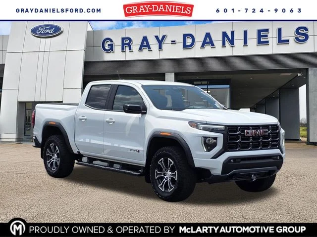 2024 GMC Canyon 4WD AT4 Crew Cab Short Box's photo
