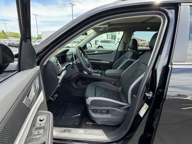 New 2026 Black Volkswagen 2.0T Peak Edition image 8