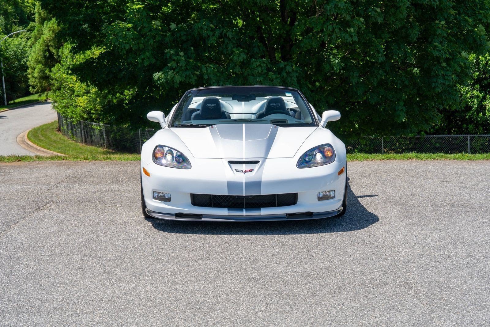 Used 2013 Arctic White Chevrolet 427 1SC image 7
