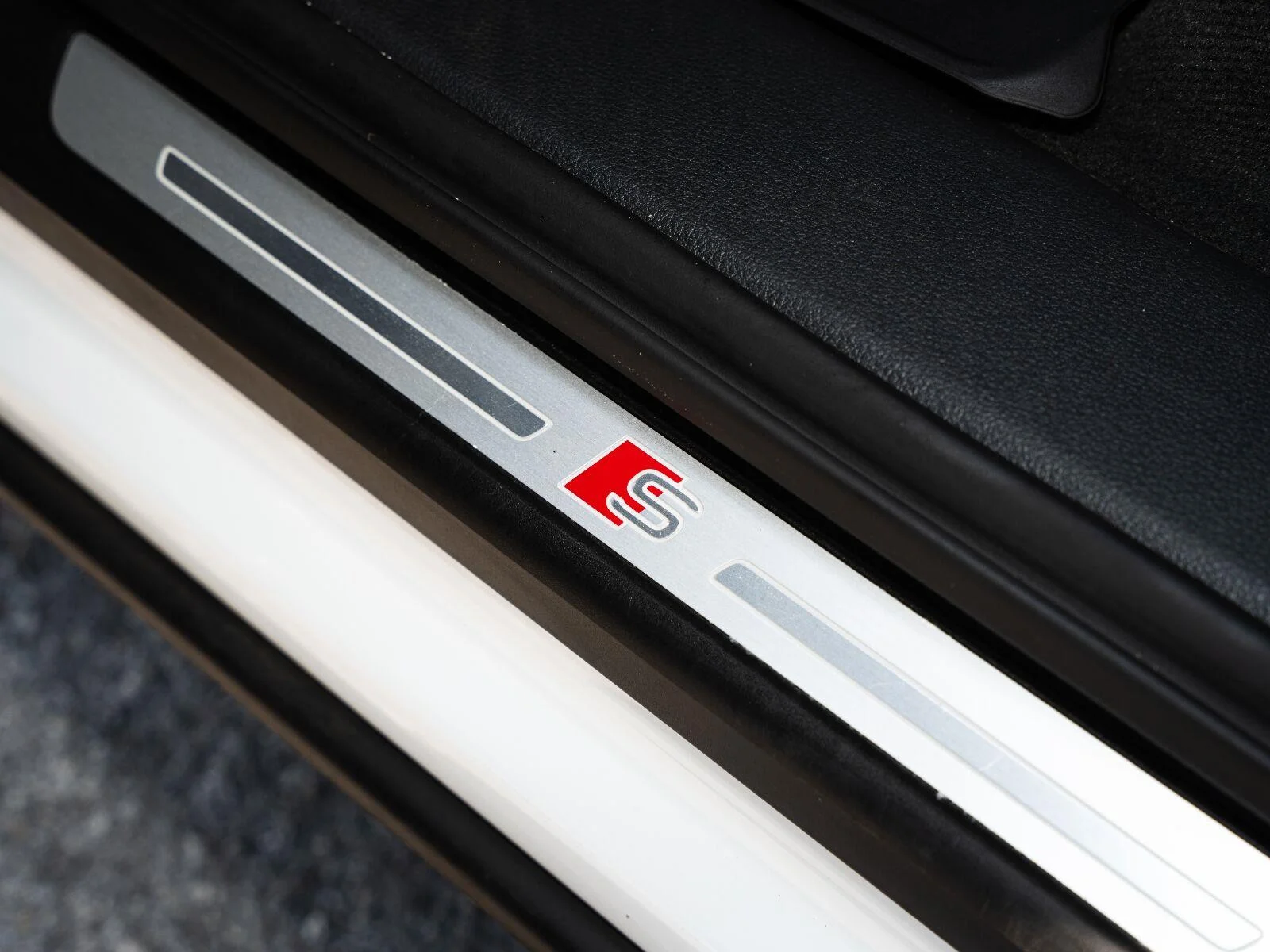 Used 2025 Glacier White Metallic Audi Prestige image 35