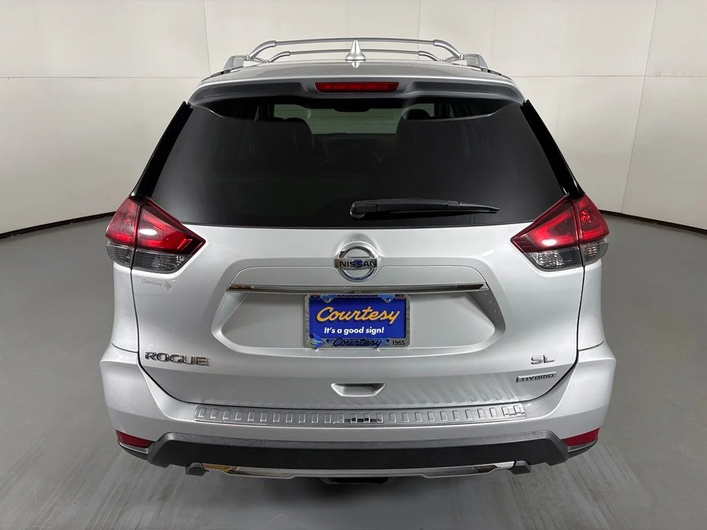 Used 2018 Silver Nissan Hybrid SL image 7