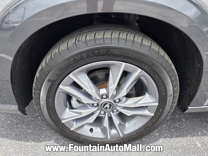 Used 2025 Solar Silver Metallic Acura FWD image 7