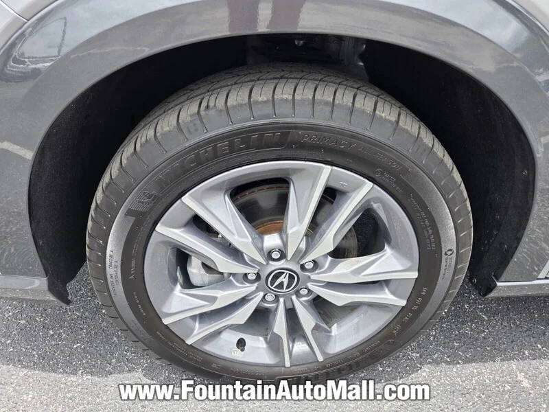 Used 2025 Solar Silver Metallic Acura FWD image 7