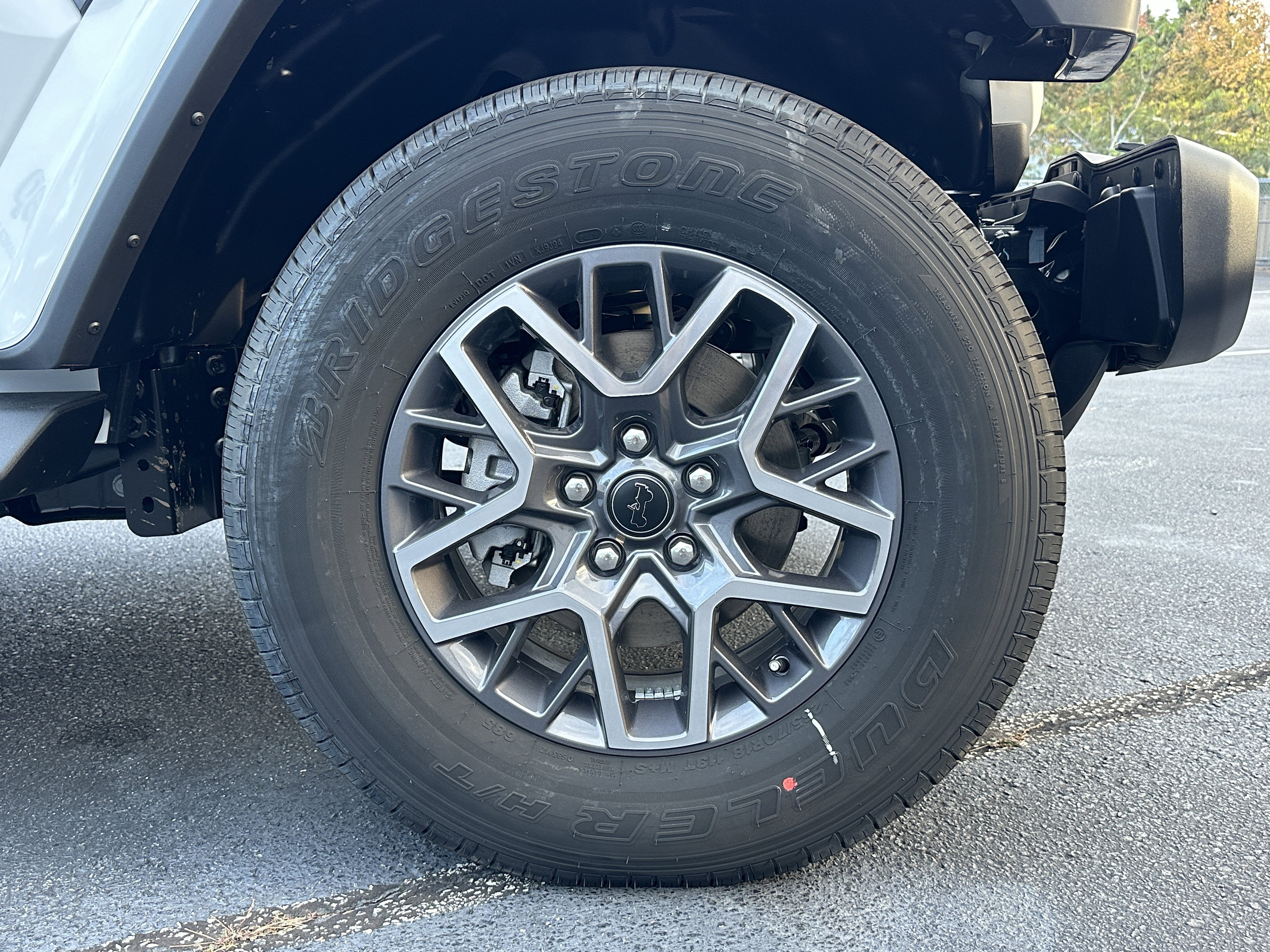 2025 Jeep Wrangler 4-Door Sahara - Photo 13