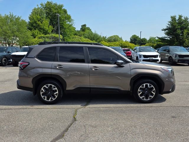 Used 2025 Bronze Metallic Subaru Premium image 9