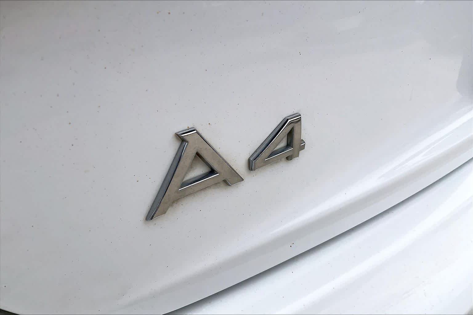 Used 2015 Ibis White Audi Premium Plus image 30