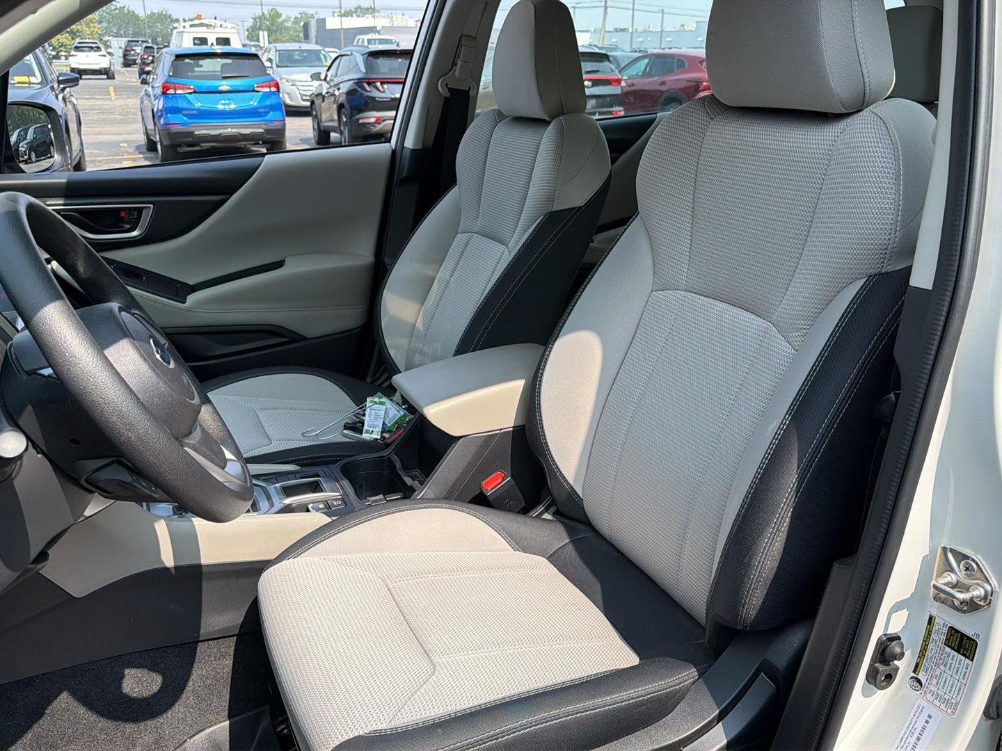 Used 2022 Crystal White Pearl Subaru  image 13