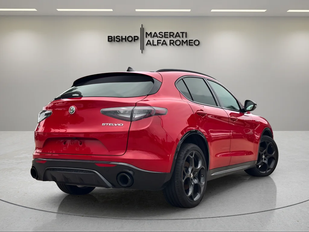 Used 2025 Red Alfa Romeo Base image 5
