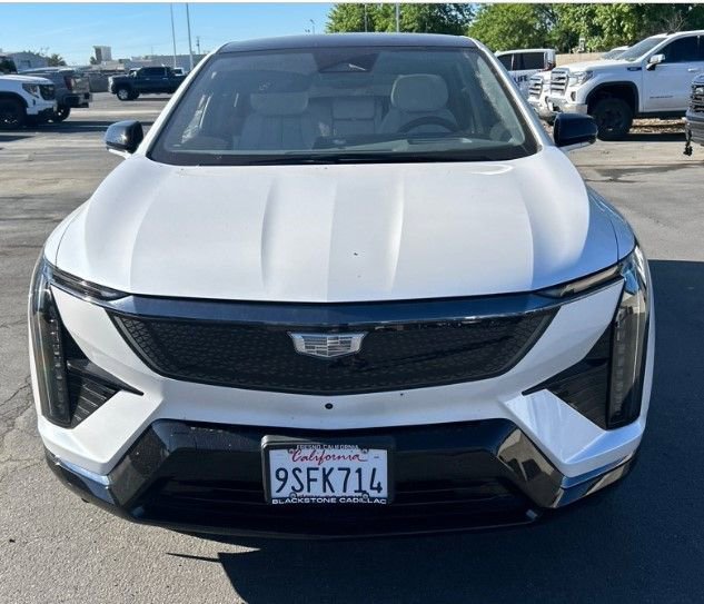 Used 2025 Cadillac OPTIQ Sport 2 with VIN 3GYK3GMR3SS161367 for sale in San Rafael, CA