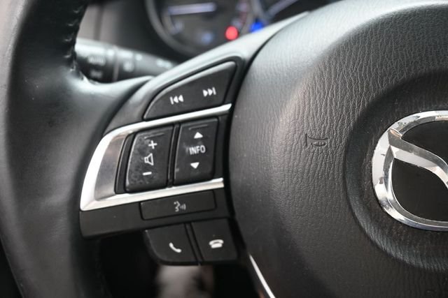 Used 2016 White Mazda Grand Touring image 15