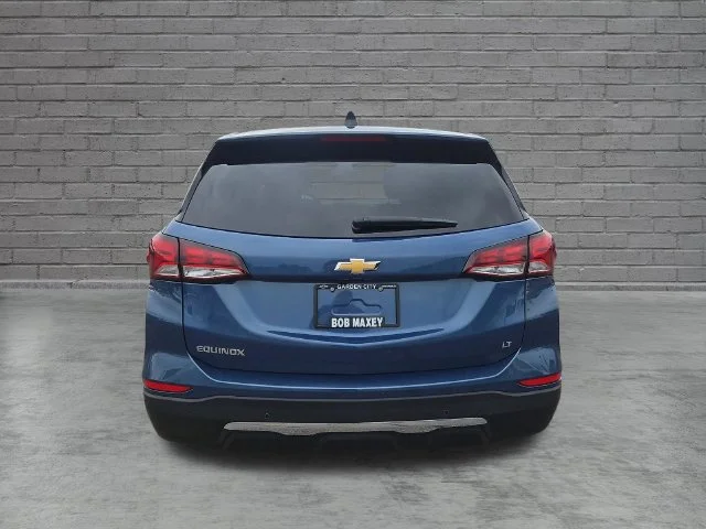 Used 2024 Lakeshore Blue Metallic Chevrolet LT image 4