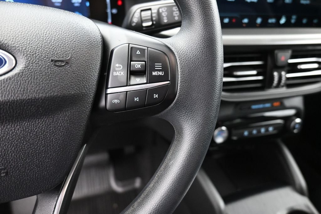 Used 2025 Silver Ford Active image 28