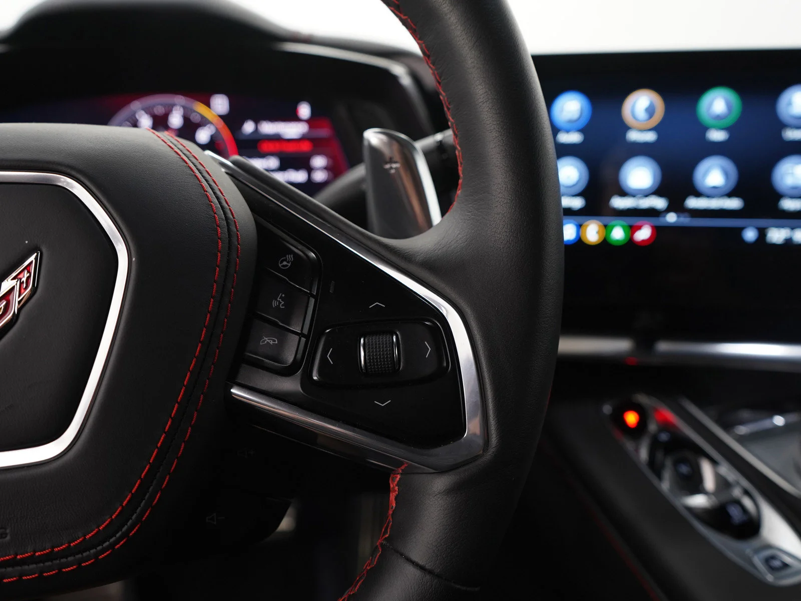 Used 2020 Black Chevrolet Stingray image 23