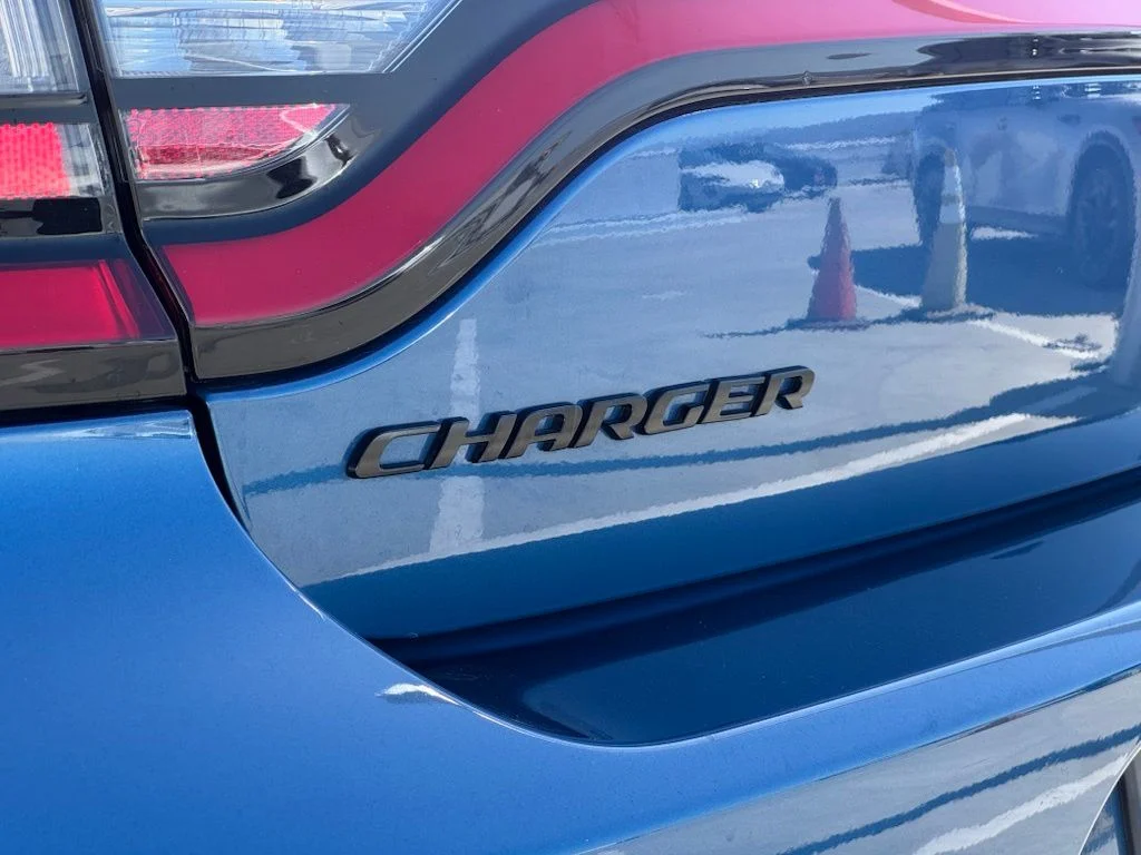 Used 2023 Blue Dodge SXT image 22