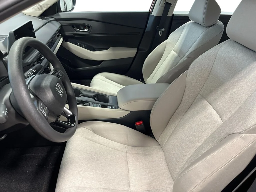 New 2026 Radiant Red Metallic Honda SE image 15