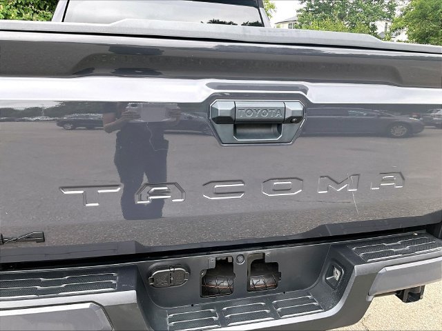 Used 2024  Toyota TRD Off-Road image 27