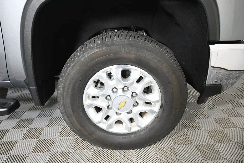 Used 2024 Gray Chevrolet LTZ image 12