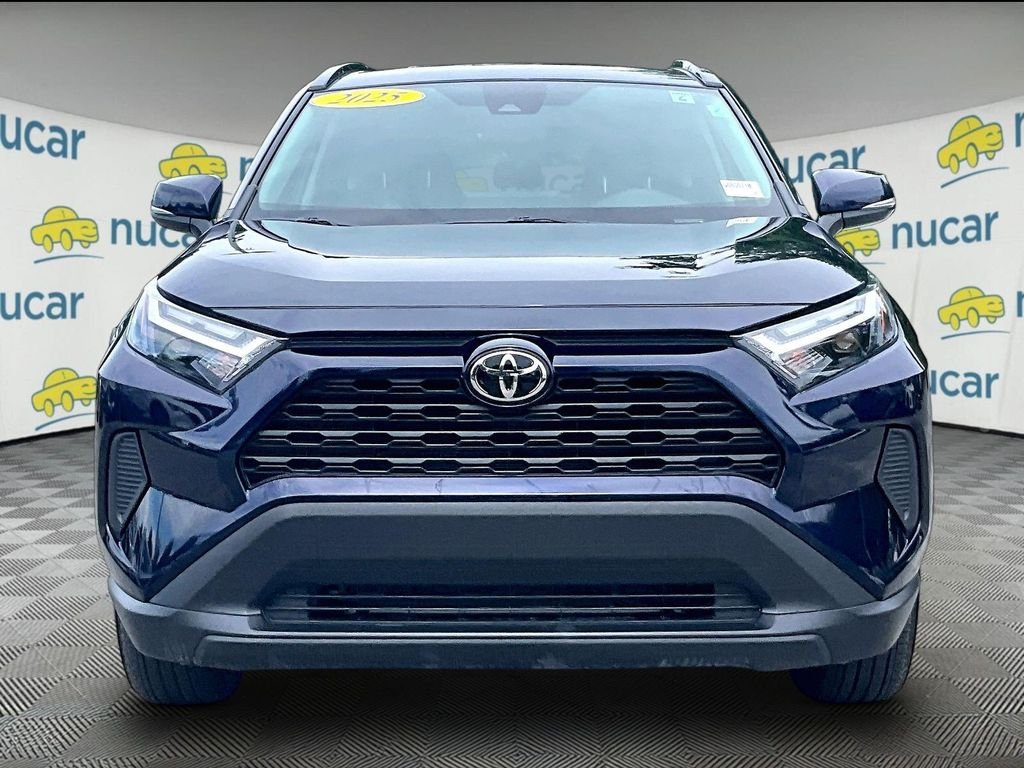 Used 2025  Toyota XLE image 2