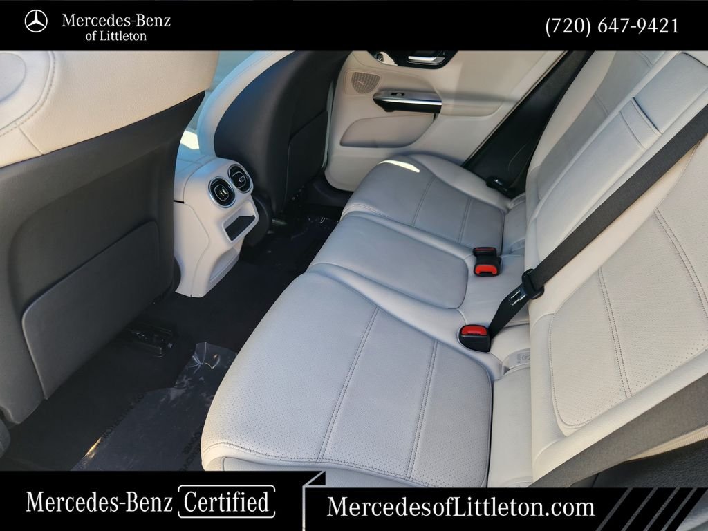 Certified Used 2024 White Mercedes-Benz GLC 300 image 28