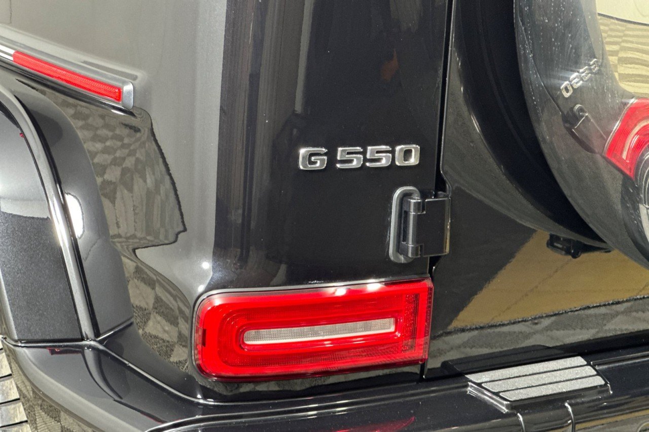 Certified Used 2025 Obsidian Black Metallic Mercedes-Benz G 550 image 27