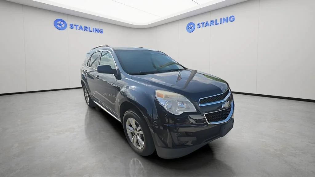 Used 2015 BLUE VELVET METALLIC Chevrolet LT image 2