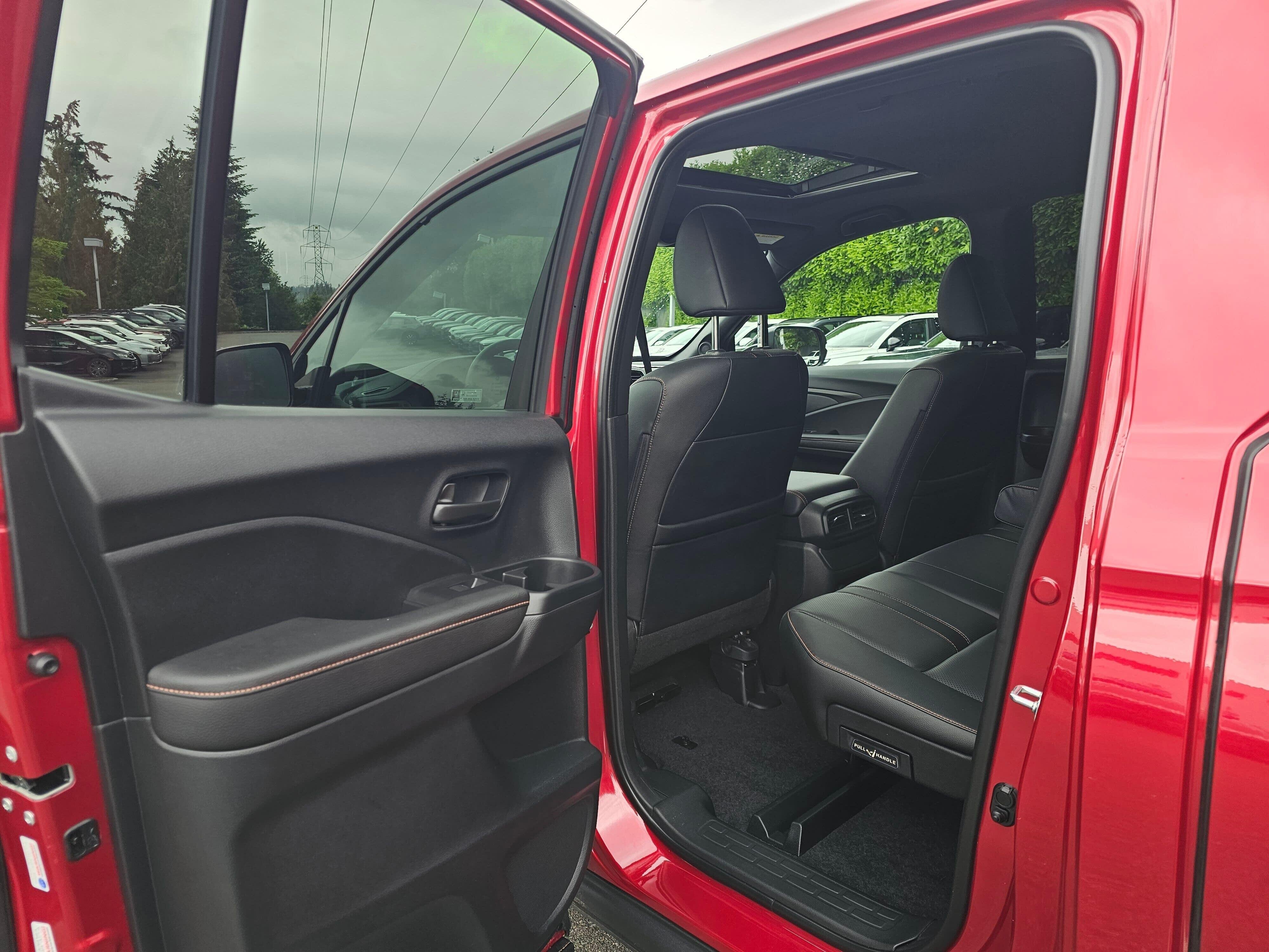 Used 2025 Radiant Red Metallic II Honda TrailSport+ image 18