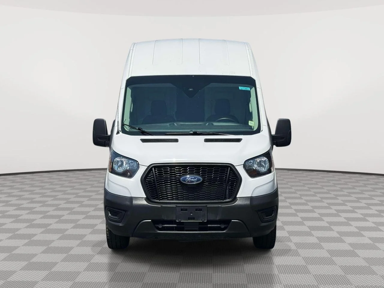 Used 2025 Oxford White Ford Base image 2