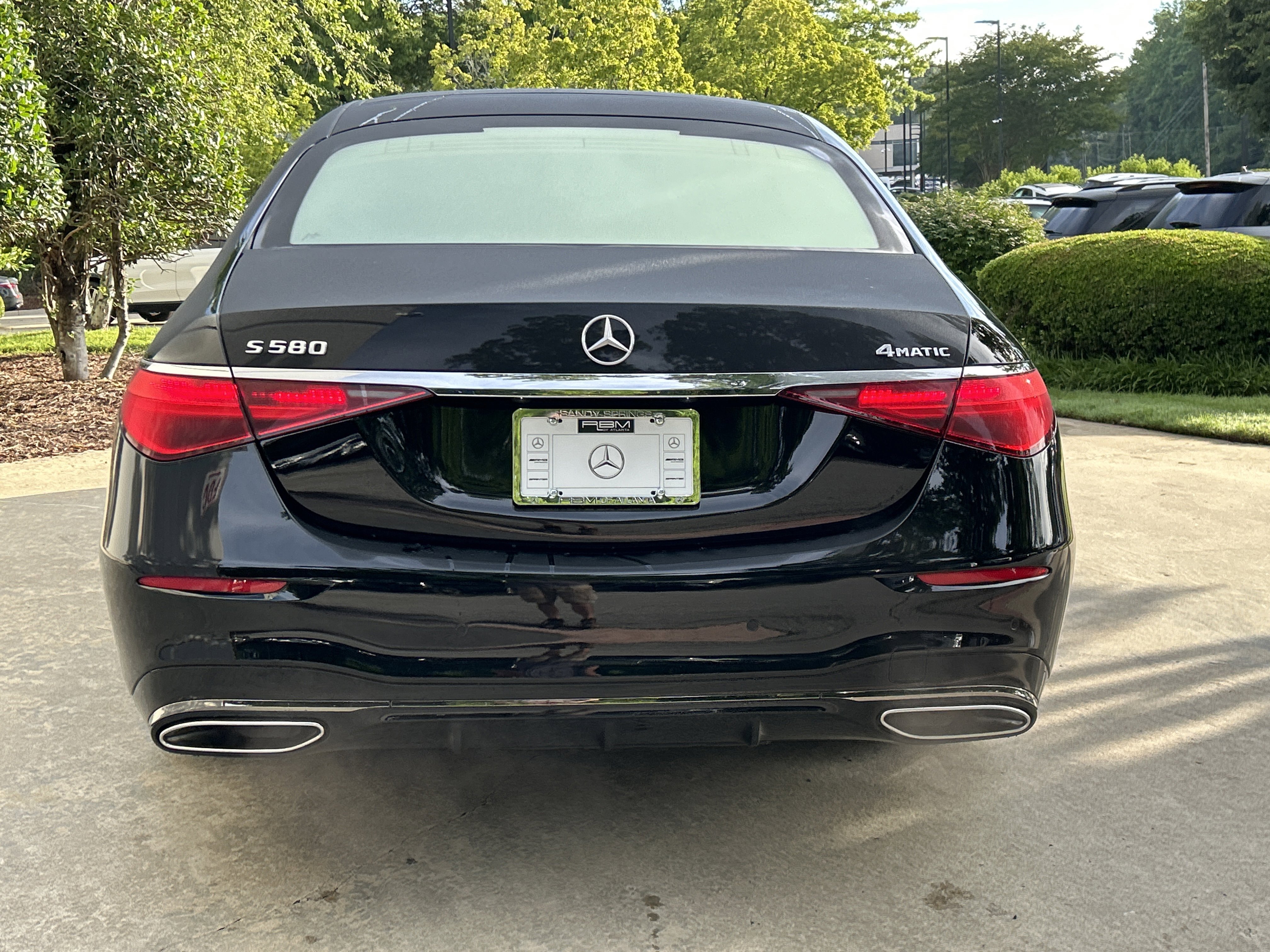 Certified Used 2023 Black Mercedes-Benz S 580 4MATIC® Sedan image 7