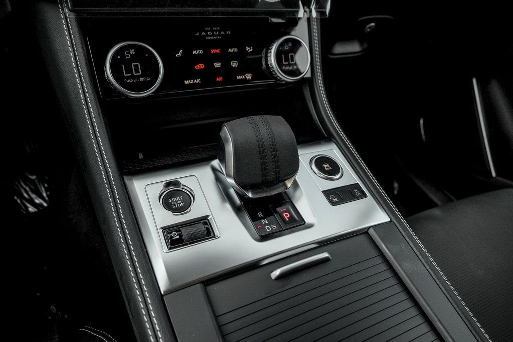 2026 Jaguar F-Pace R-Dynamic S - Photo 15