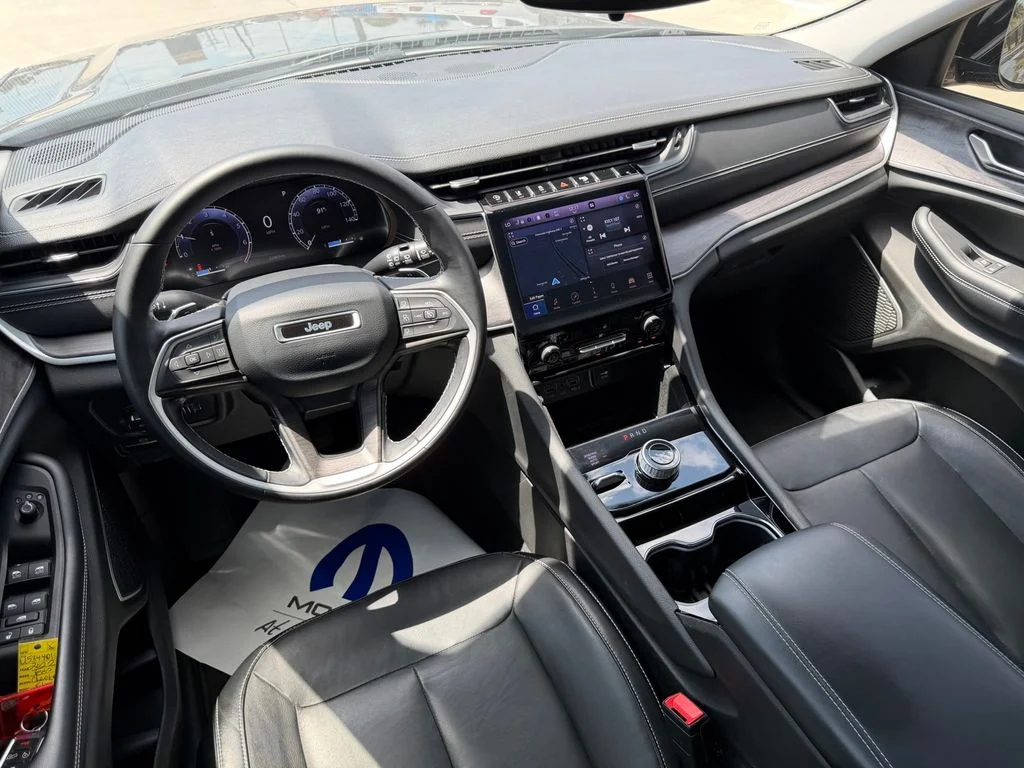 Used 2022 Black Jeep Limited image 11