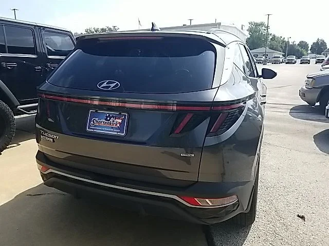 Used 2022 Gray Hyundai SEL image 23