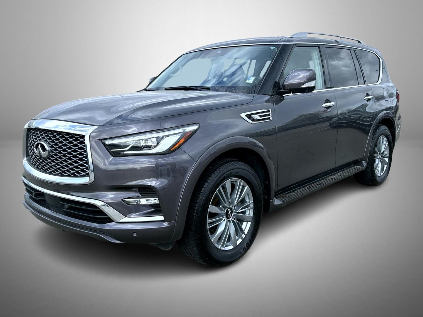 2024 INFINITI QX80 Luxe 4WD's photo