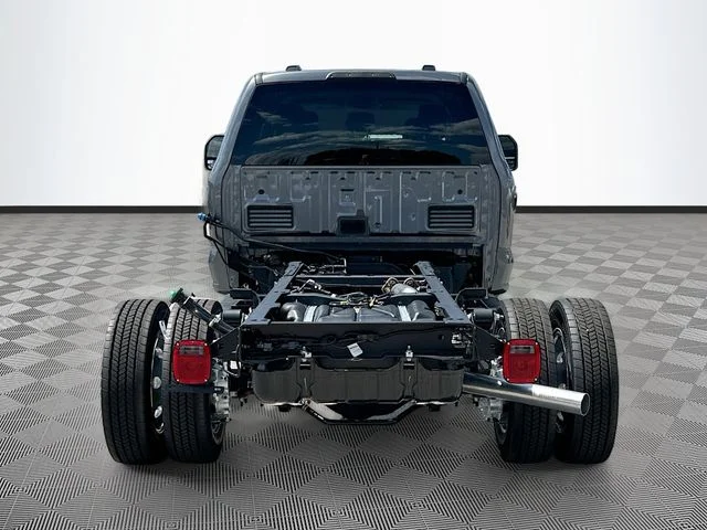 New 2026 Gray Ford Lariat image 5