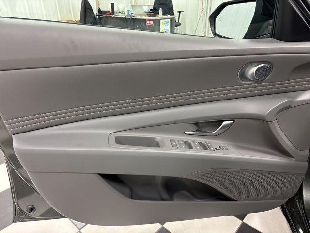 New 2026 Gray Hyundai SEL Sport Premium image 10
