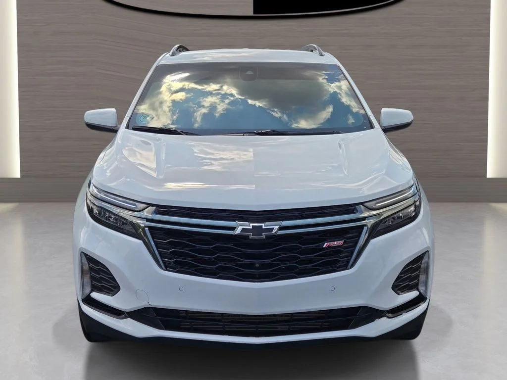 Used 2022 White Chevrolet RS image 4