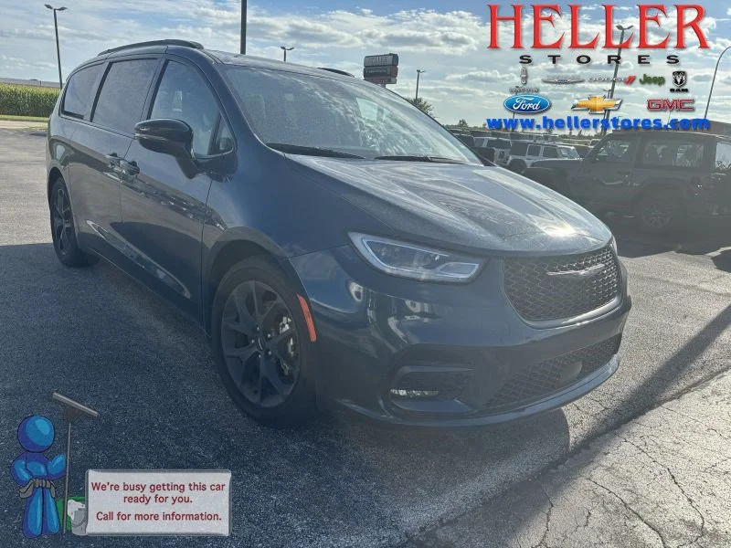 2025 Chrysler Pacifica
