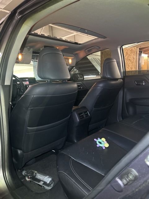 Used 2016  Honda EX-L image 6