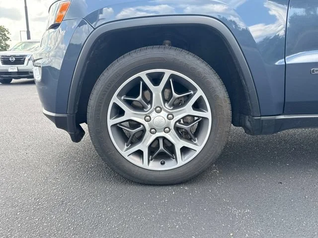 Used 2021 Blue Jeep Limited image 27