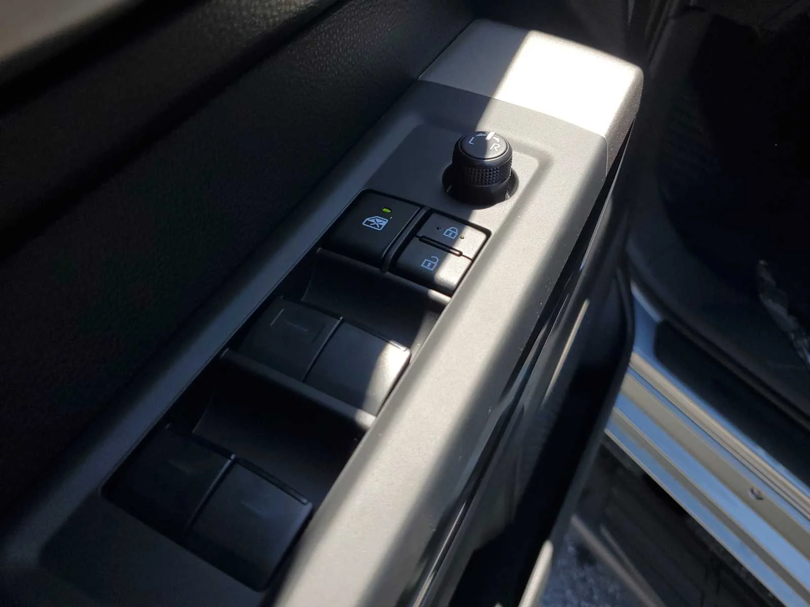New 2026 Celestial Silver Metallic Toyota SR5 image 19
