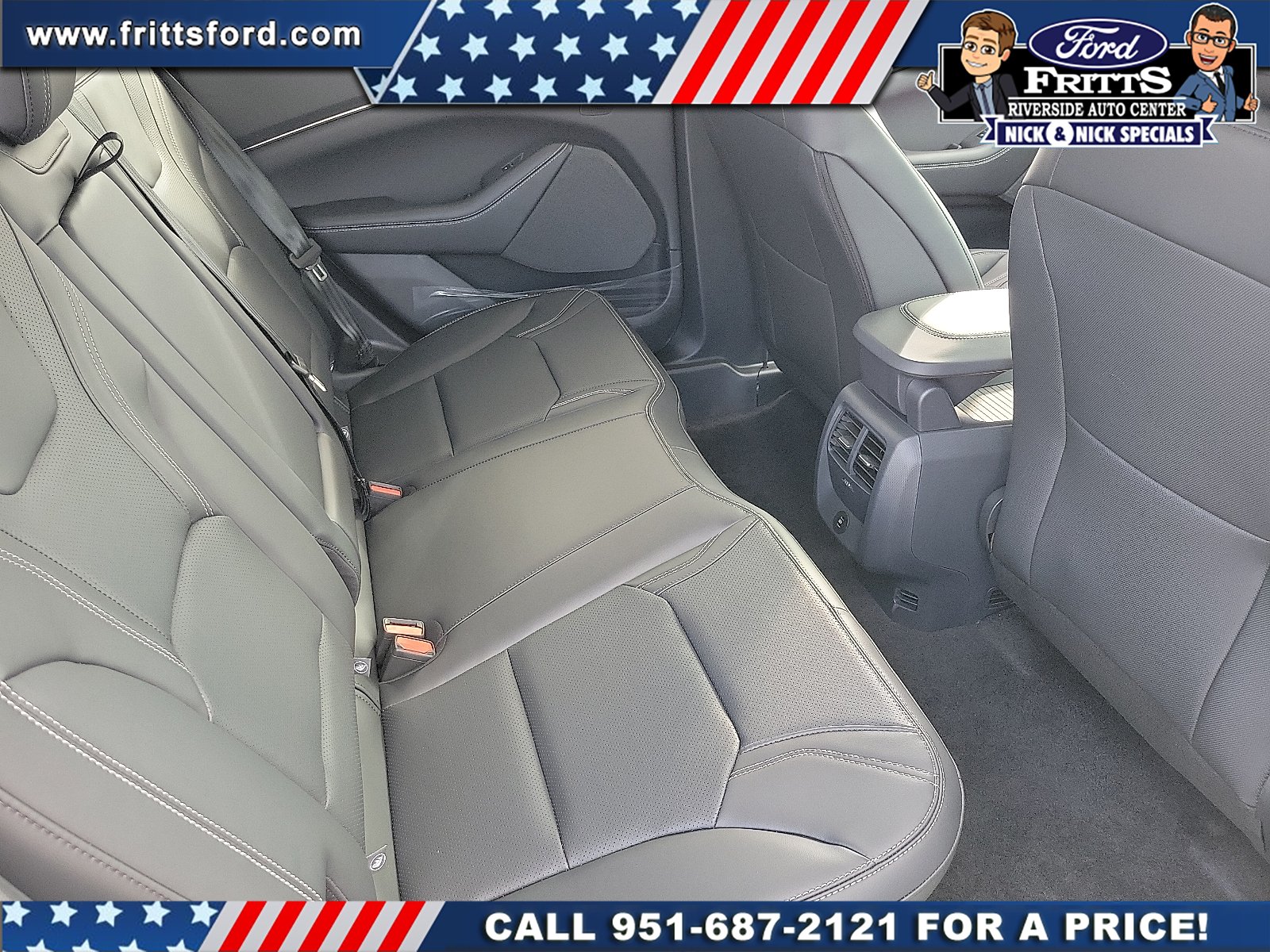 New 2026 Star White Metallic Tri-coat Ford Premium image 19